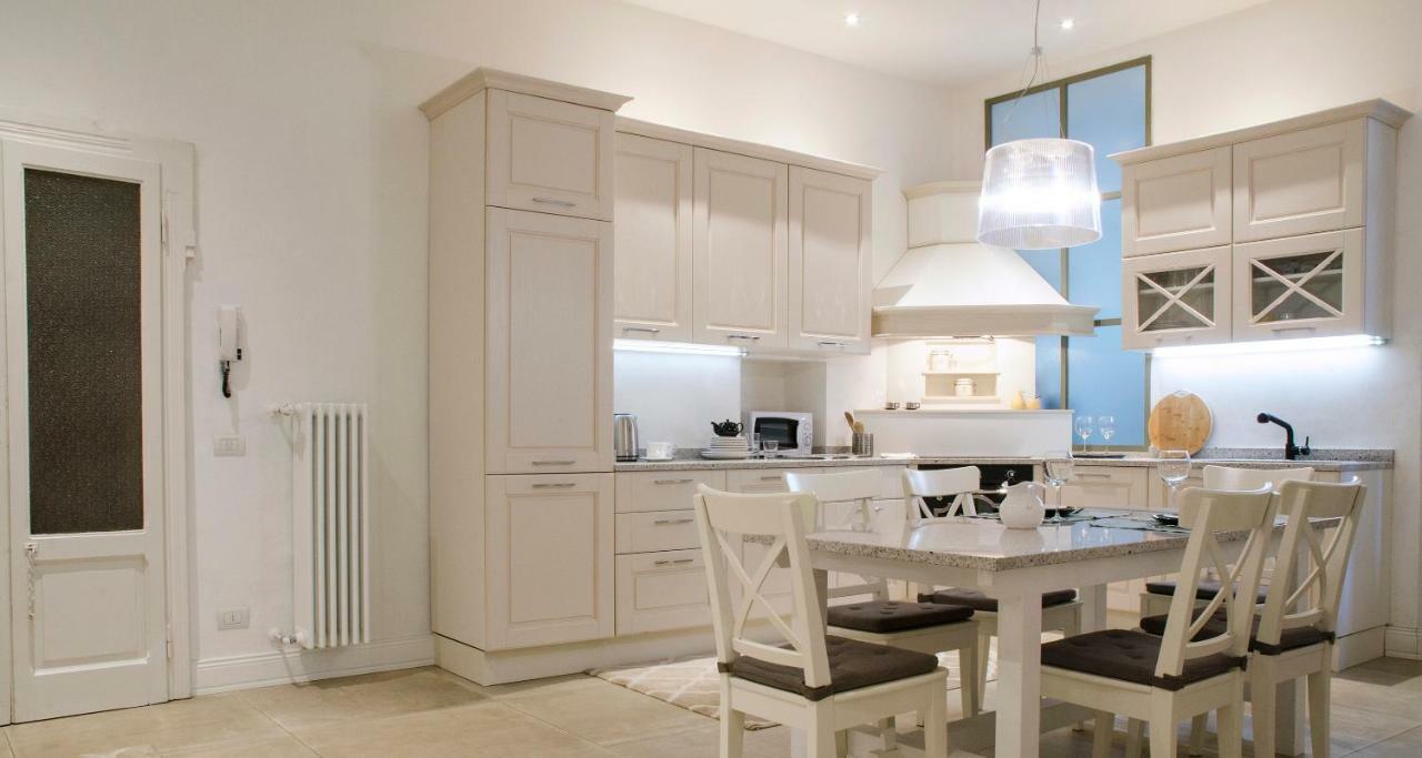 Joivy Splendid 3Br Apt With Parking And Terrace In Como Lake Como Esterno foto